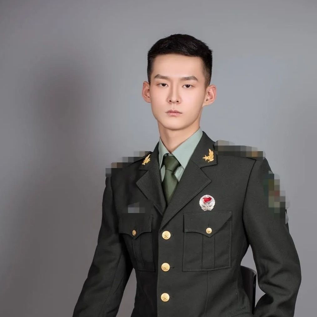 窦栋新